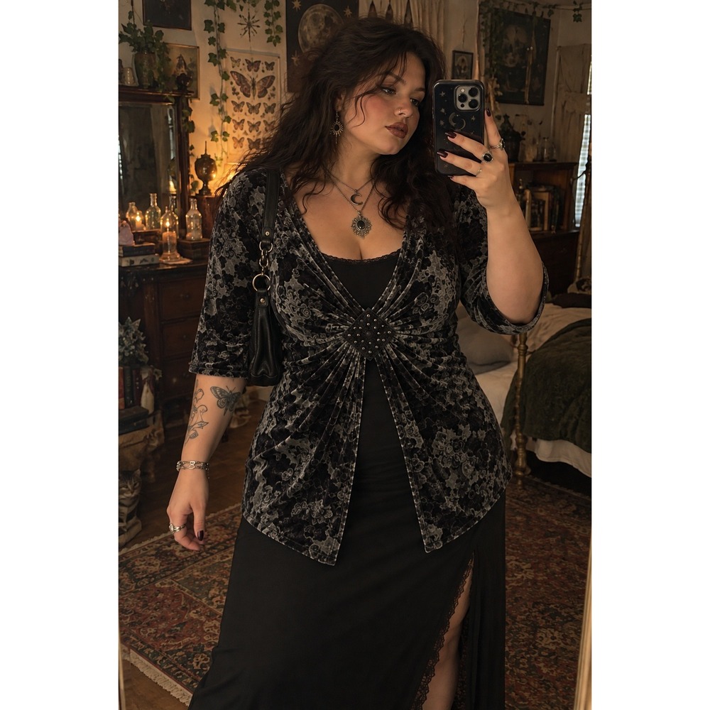 Notations Woman Velvet Burnout Floral Top Grey Black Beaded Whimsigoth 1X